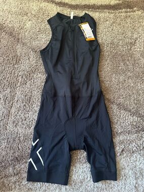 2XU CORE TRISUIT